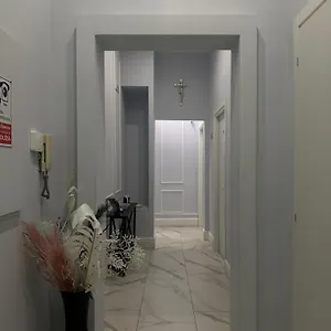Luxury 2.0 Νάπολη